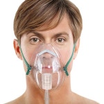 튜브와 조절 가능한 탄성 스트랩이 있는 MediNOW 산소 마스크( Adult : 아마아마마트