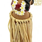 하와이안 댄싱 걸 포즈를 잡은 장식품 레진 공예품 대시보드 흔들인형 기념품 가정 자동차 : 보시몰