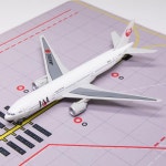 1/400 스케일 J-002 보잉 B777-246 완성된 합금 항공기 모델 클래식 성인 컬렉션 정적 디스플레이 : 원드림종합상사2