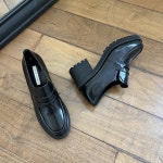[G2496] 유광 페니스트랩 통굽 로퍼힐 7cm : 새로이클라쓰