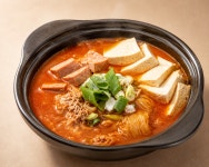 엄마손 김치찌개 청국장 집밥 캠핑 밀키트 35년전통 2대째 전주 맛집 : 엄마손김치찌개