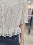 [베스티벨리][26S/S] 쉬폰 셔링 라인 크롭 블라우스(BMBAF2452) : 모다 대전 베스띠벨리