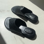 [G2698] 타조엠보 조리 슬리퍼 샌들 : 새로이클라쓰