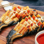 민물장어 고창 풍천장어 1kg 3마리 손질 750g : 지음