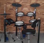 Yamaha  전자드럼 판매합니다 : 삼손