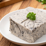 [콩이락두부공방] 흑임자두부 600g 내외 고소한 검은깨 수제두부 : 콩이락 두부공방 지산점