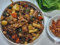진짜 간장 닭갈비 500g 2팩 밀키트 순살 간장 구이 캠핑 닭 넓적다리 : 닭터푸드