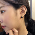쥬얼리팜므파탈 스퀘어블랙귀걸이 옐로우골드 H1144