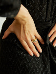 앙스모멍 앙스모멍 Chunky Curve Ring