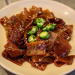 금천구 배달 콜라겐덩어리 껍데기 순한맛 300g 명성왕족발