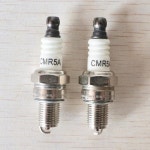 4행정용 2Pcs 스파크 플러그 4행정 브러시 커터 잔디 트리머 깎는 기계