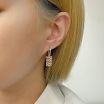 오팔하우스 사각 컷팅 원터치 귀걸이 OPNIE4278-1