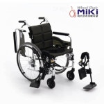 미키코리아메디칼 미키코리아메디칼 알루미늄 거상식 휠체어 MIKI-W EV 발걸이 각도조절