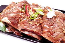 양념 돼지왕구이 대용량 1 4kg 4대 뼈 없는 돼지갈비 이동갈비 숯불 고기 캠핑