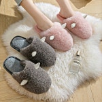 초귀여운 양뿔 포인트 겨울철 따스한 퍼 슬리퍼