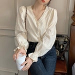 소매러플 블라우스 자수패턴 브이넥 긴팔 캐주얼룩 베이지-FREE