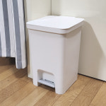 리템 페달형 휴지통 13L