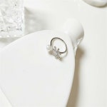 어썸블루 유니크 진주 꽃잎 주얼리 반지 S9022854