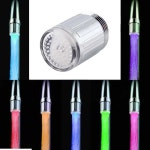 7가지 색상으로 빛이 나는 수도꼭지 노즐 x2개