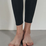 DEVIWEAR 여성 요가복 블랙 필라테스 레깅스 9부 팬츠 DEVI-B0023