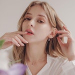 제이로렌 제이로렌 2월탄생석 자수정 이어링 귀걸이 M03459