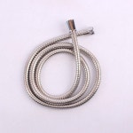 오로라 편리한 메탈줄 1 5m 수전 주방 씽크 원홀 메탈호스