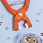 플라스틱 똑딱이 펀칭기