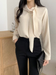 유라타임 MADE 에르메 타이 블라우스