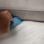 깔끔하게 정리되는 침대시트 정리대