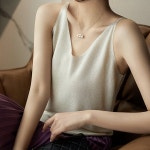 드레스허그 스테이 심플 새틴 나시