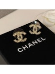 CHANEL CC 로고 진주 펄 귀걸이 A64766B06258ND321