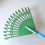 플라스틱 갈퀴 갈고리 까꾸리 갈쿠리 낙엽 곡식 제초 밭갈이 눈치우는도구 제설용품 1개