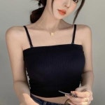 여자 끈 탈부착 캡 내장 크롭 나시 티셔츠