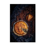 Trademark Fine Art Denisa Vlaicu의 킹스 케이크 캔버스 아트