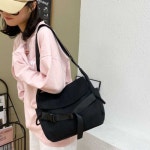 남녀공용 하프벨트 메신저백 보조가방 크로스백 3컬러