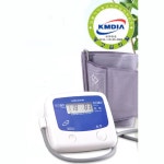 국산 자동 전자혈압계 팔뚝형 부모님 간병 고령자 가정간호 1개