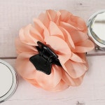 핸드메이드 쉬폰 꽂잎 플라워 헤어 집게핀 올림머리핀