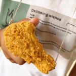 치킨 목걸이 쓸데없는 기발한 선물 이벤트소품