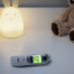 브라운 체온계 KO LED 라이트 아기 귀체온계 IRT-6525