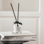 모멘트 개업 이사 집들이 선물 포장 고급 인테리어 모먼트 메종 디퓨저 블랙라벨 MAISON NOIR 로즈 블랙커런트 Green Floral Woody 1개