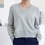 여성 브이넥 베이직 니트티 1P 기본 데일리룩