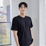 교복몰 라인이 잡혀있는 남자 검정티 교복 생활복