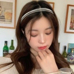 트리플 진주 헤어 밴드 머리띠 셀프 웨딩 촬영 티아라