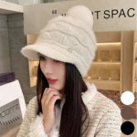 여자 겨울 니트 방울비니 챙있는 방한모자 펄사 모자