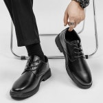 남성 끈조절 무광 가죽 디자인 로퍼