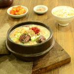 백암식품 삶은 돼지곱창 2kg 국내산 돼지소창 1개