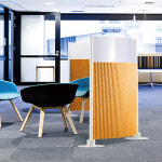 진영가구 NMC 30T 템바보드 흡음파티션 라운드형 상부유리 높이1289 1683 X 폭1000 책상용 칸막이 가림막 NMC-1013G H1289