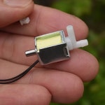 소형 미니 전기 솔레노이드 공기 밸브 가스 유량 제어 DIY 모니터 5V 6V 위치 방향