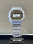 지샥 남여공용 미들사이즈 투명 스퀘어 워치 LPC 지샥 GMD-S5600SG-7DR