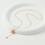 비쥬홀릭 실버925 골드도금 문라인 토글바 목걸이 DT1364586